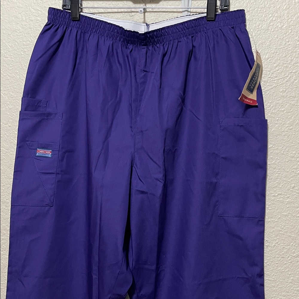 Cherokee Women's Grape Traditional Scrub Pants. NWT. Size XL. - Picture 2 of 13